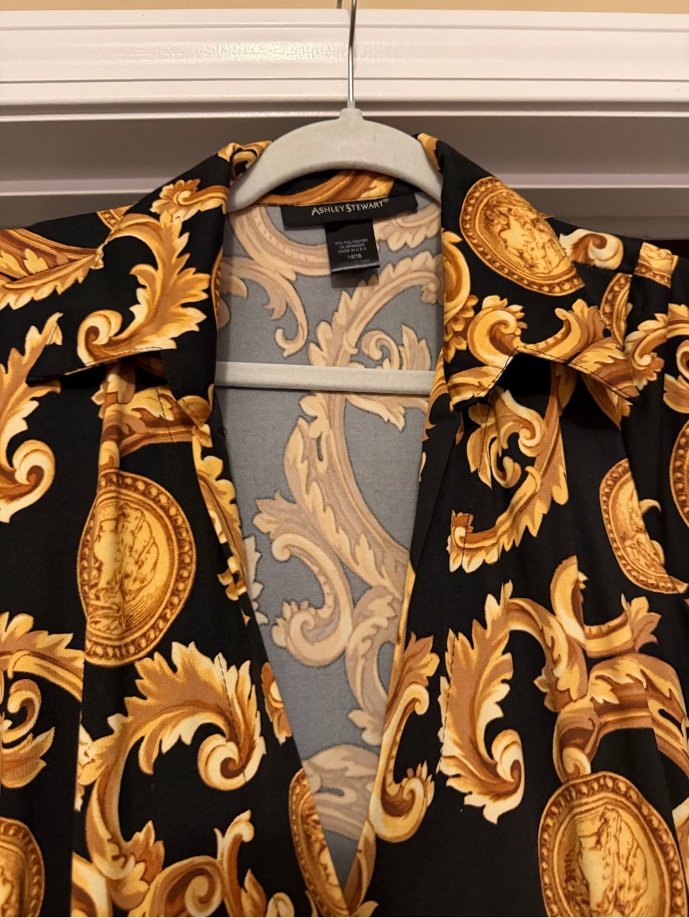 Elegant Ashley Stewart Black and Gold Baroque  Dress👑 - Picture 4 of 7